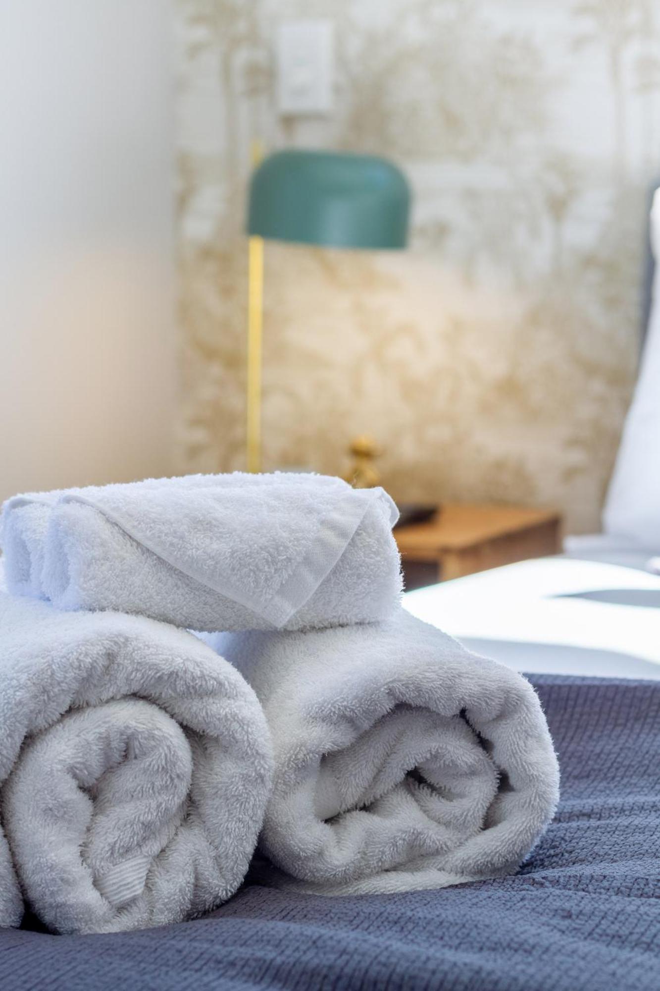 Latimer Square Luxe: 1Br W/ Sofa Bed クライストチャーチ エクステリア 写真